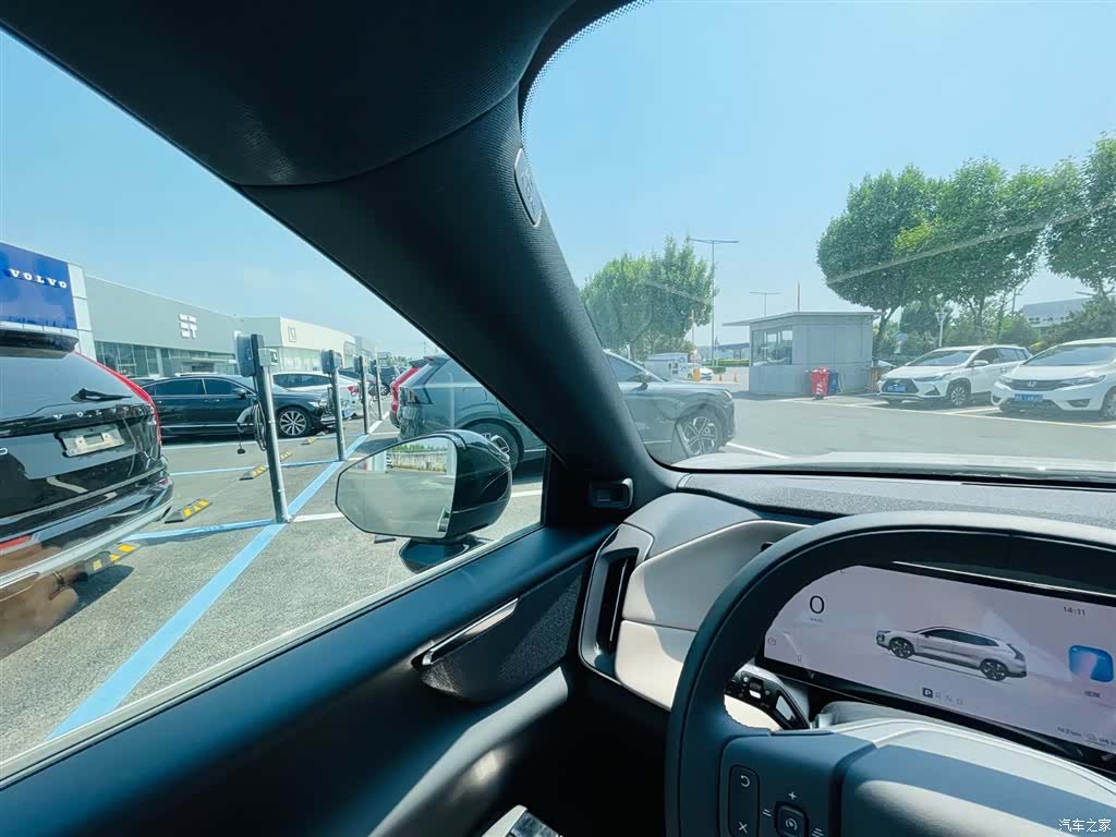 Volvo XC70, 2025 19