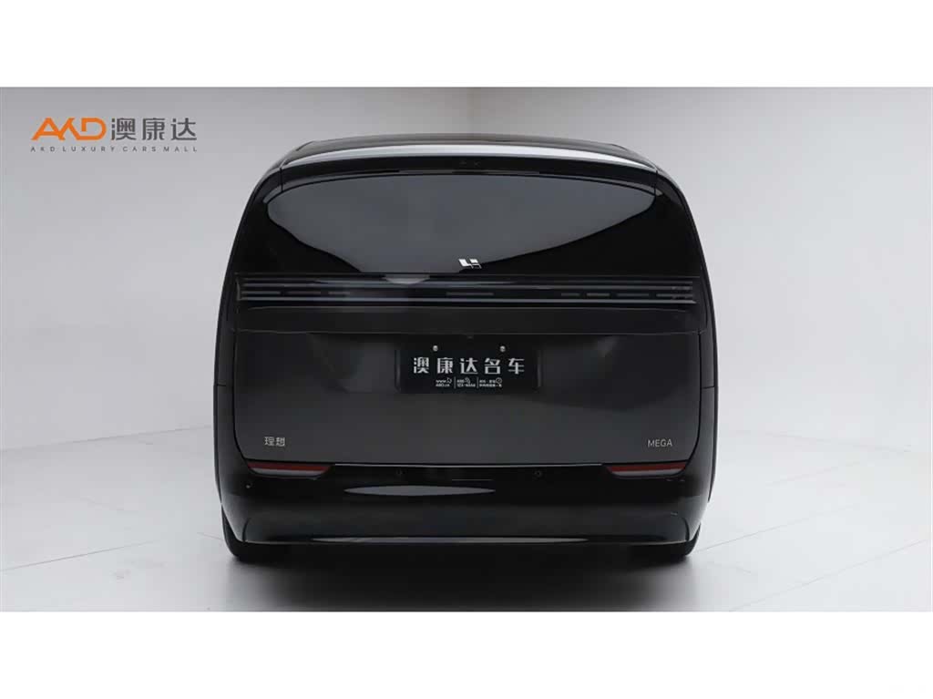 Li Auto MEGA, 2024 4
