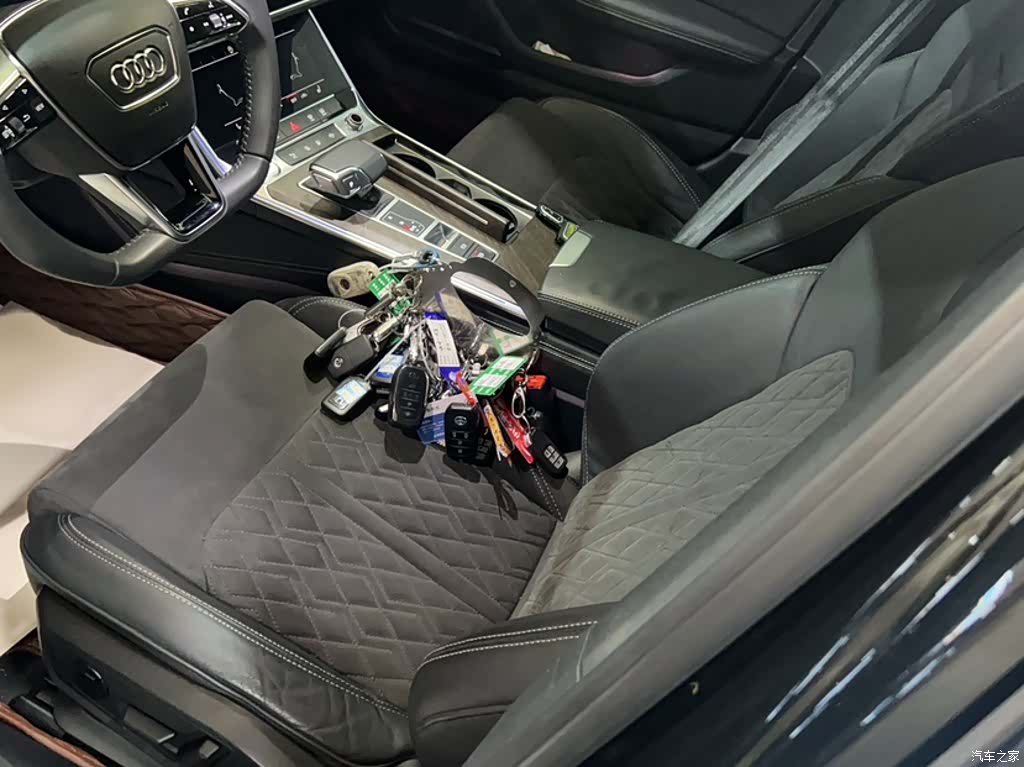 Audi A6L, 2020 13