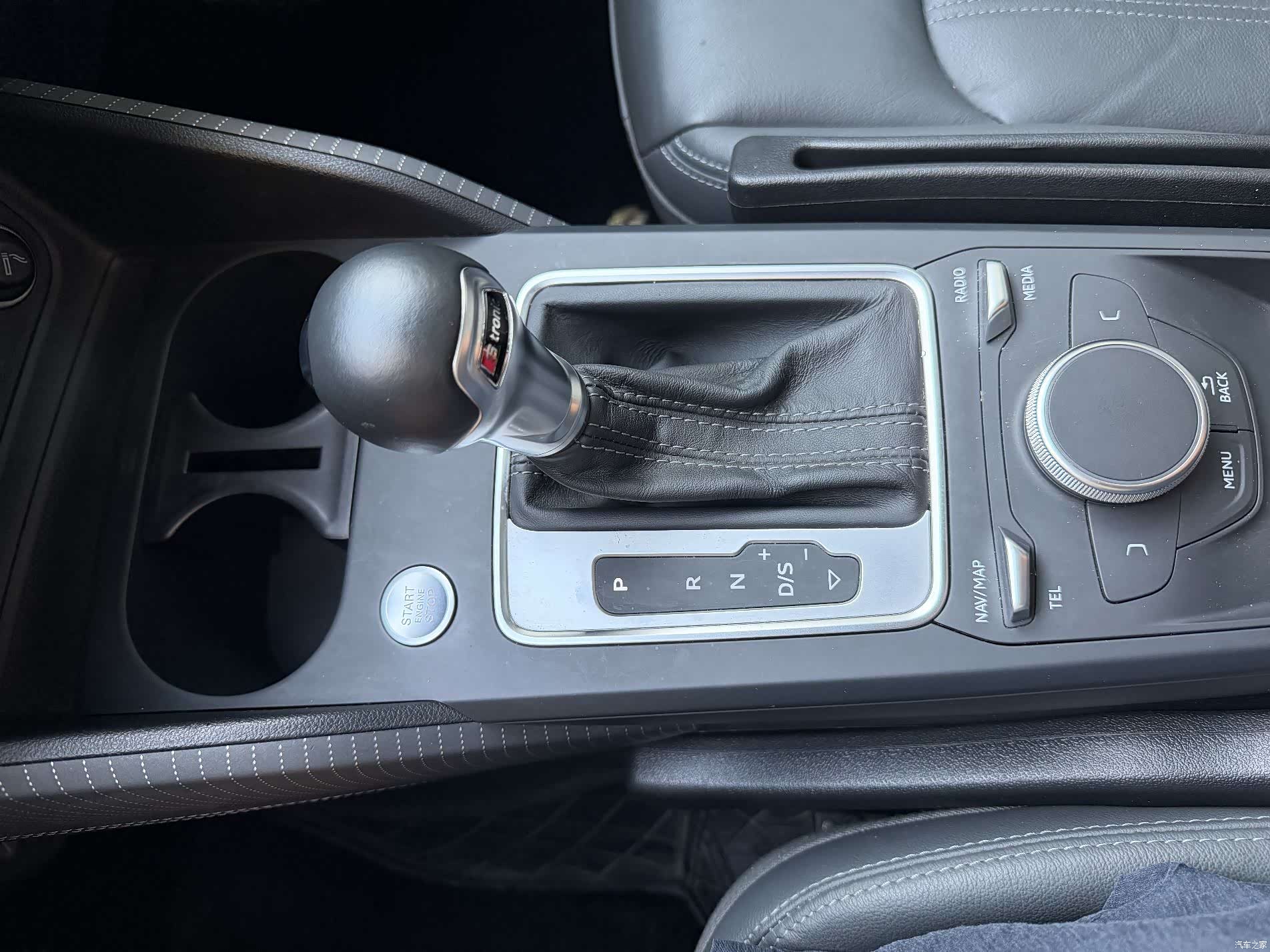 Audi Q2L, 2023 9