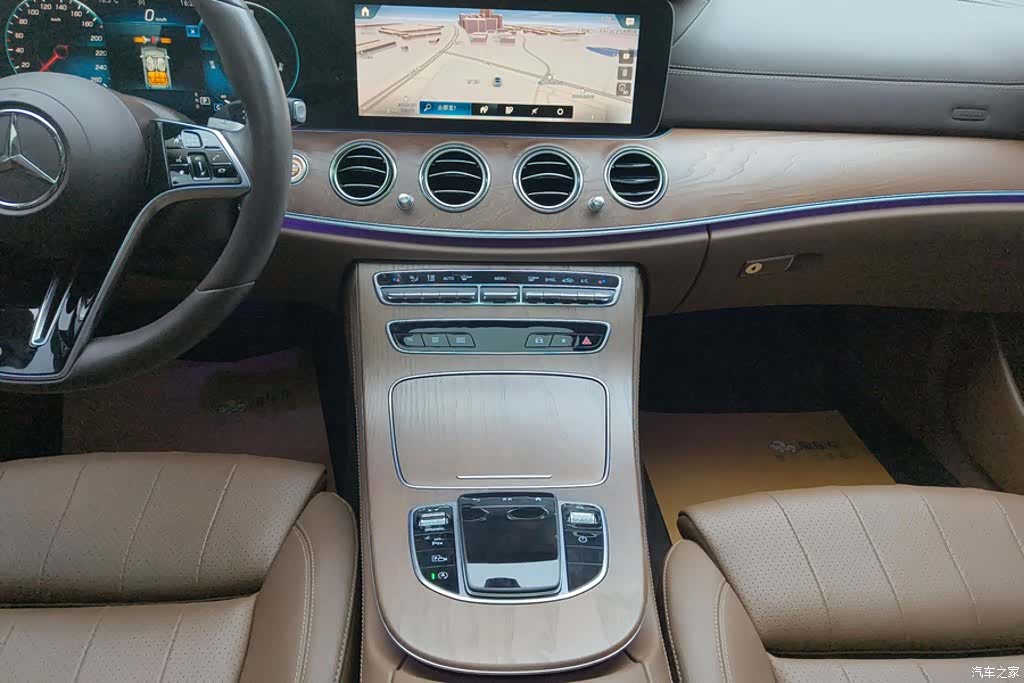 Mercedes-Benz E-Class, 2022 16