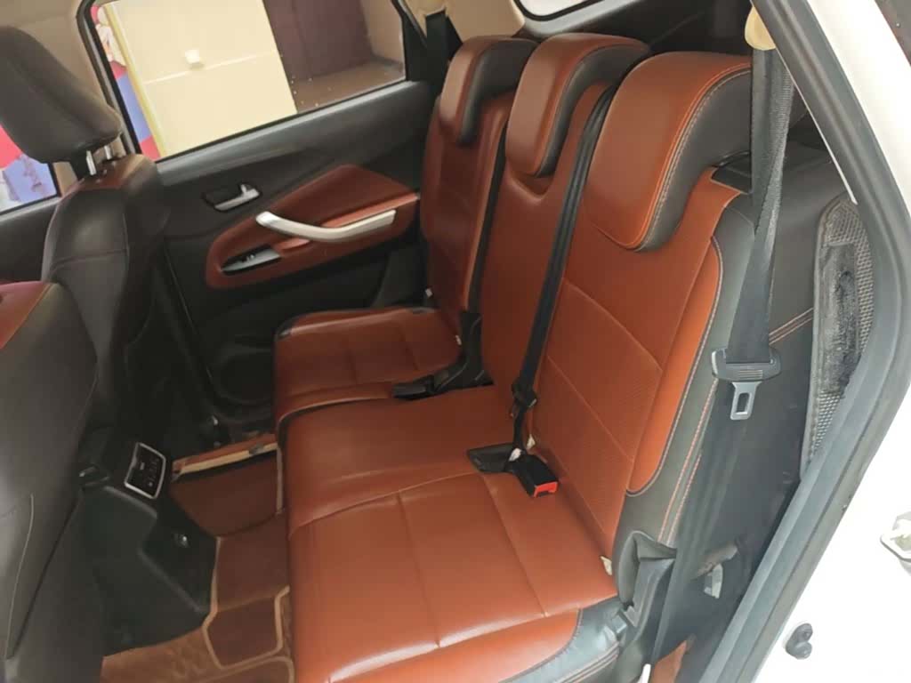 BAIC S3, 2018 17