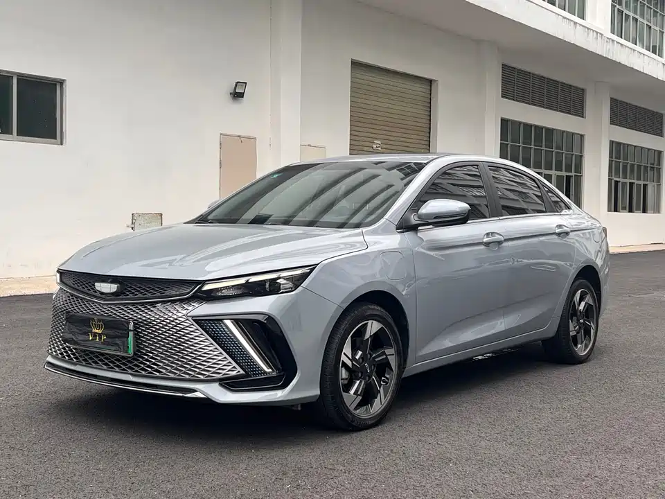 Geely Emgrand L HiP Geely Emgrand L HiP