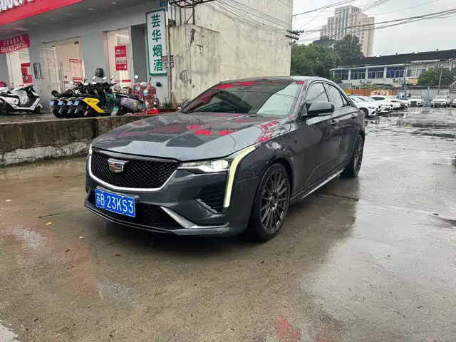 Cadillac CT4 2020 — купить из Китая под заказ