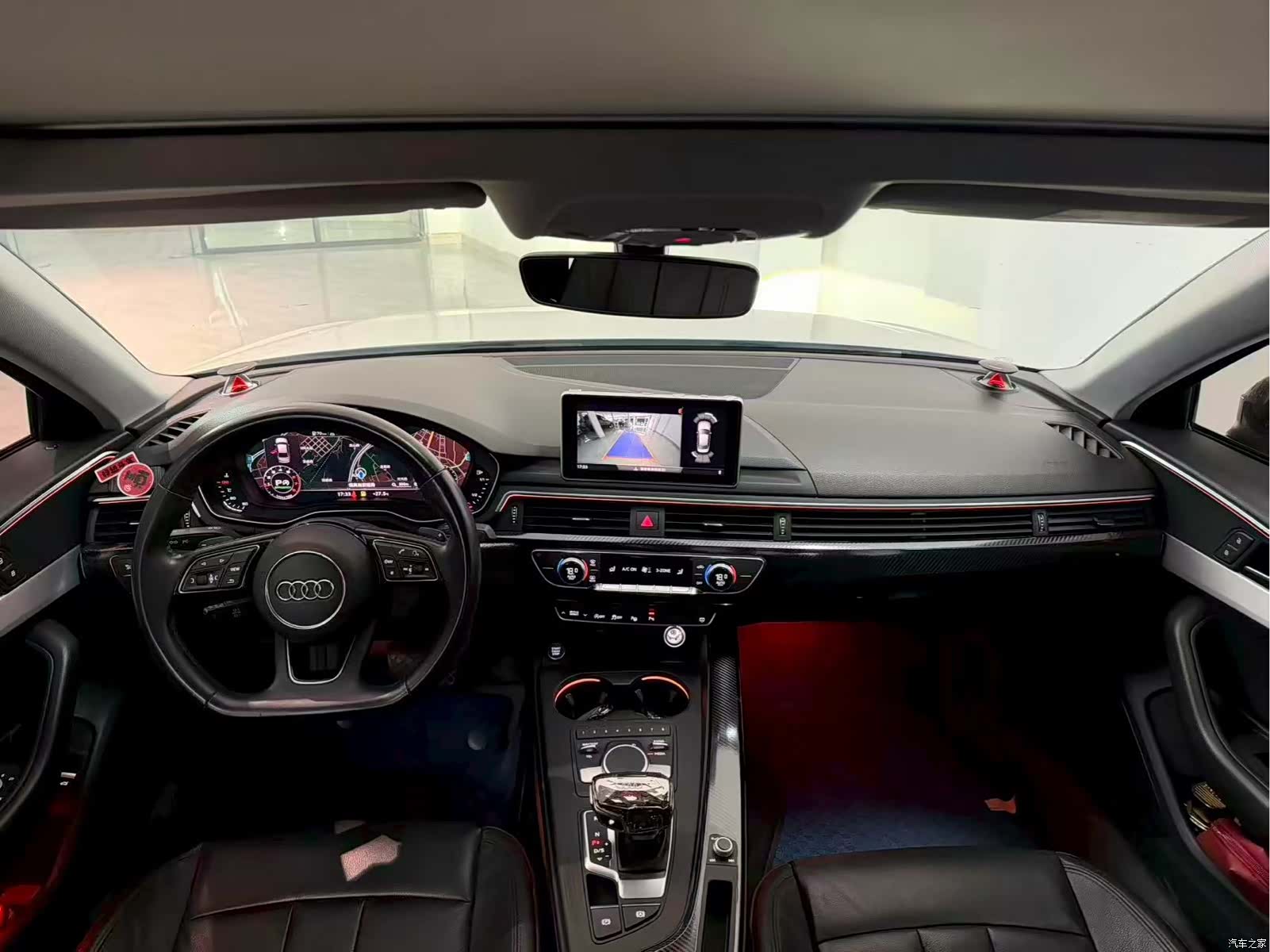 Audi A4L, 2019 все фото