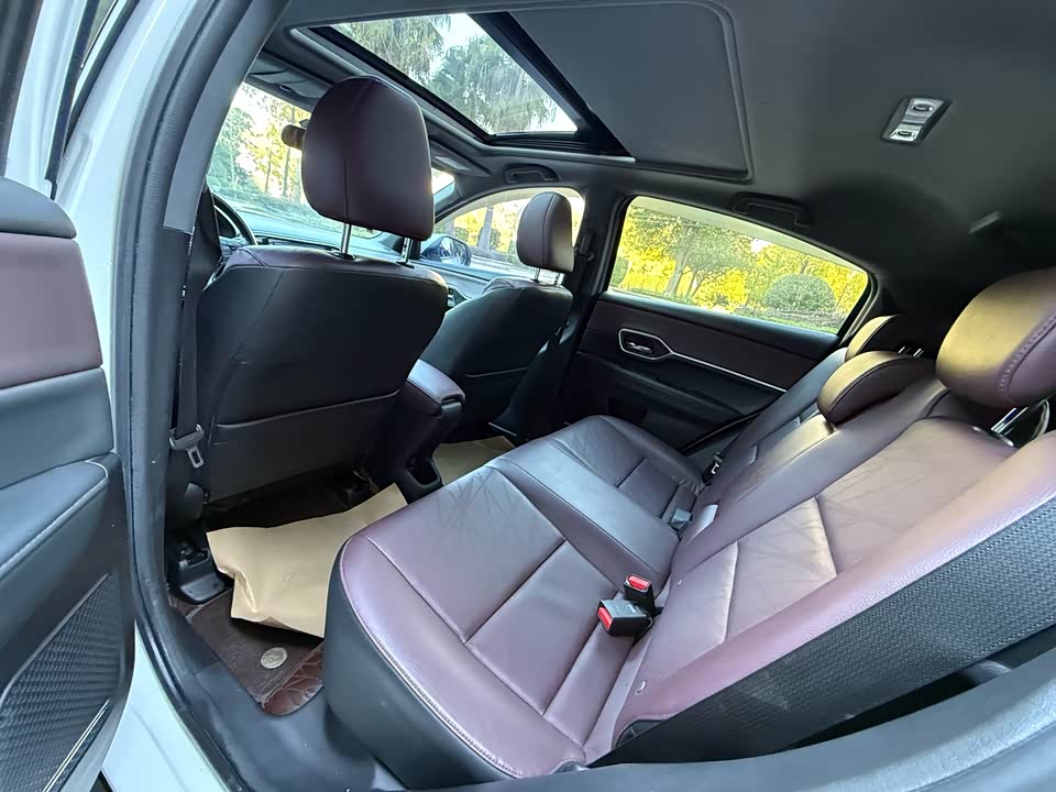 CIIMO Dongfeng Honda M-NV