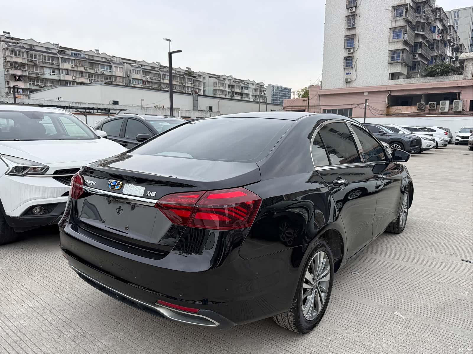 Geely Emgrand, 2018 6