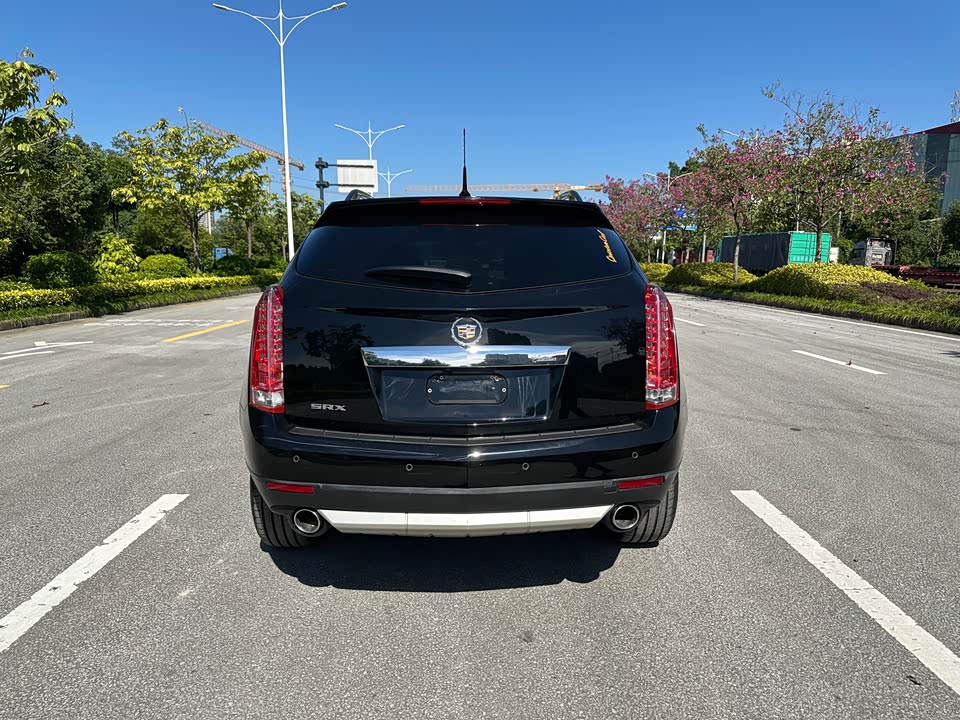 Cadillac SRX