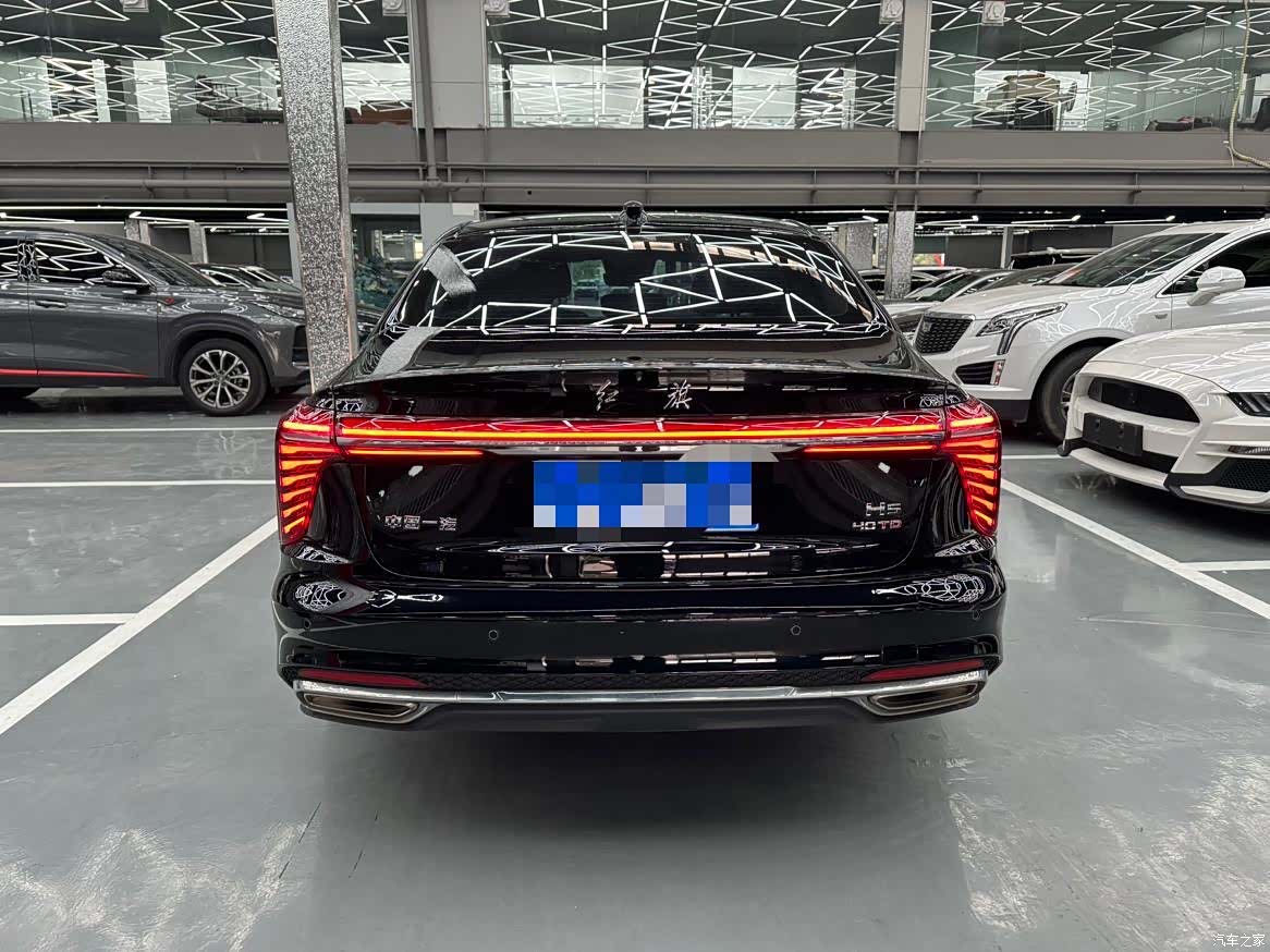 Hongqi H5, 2025 14
