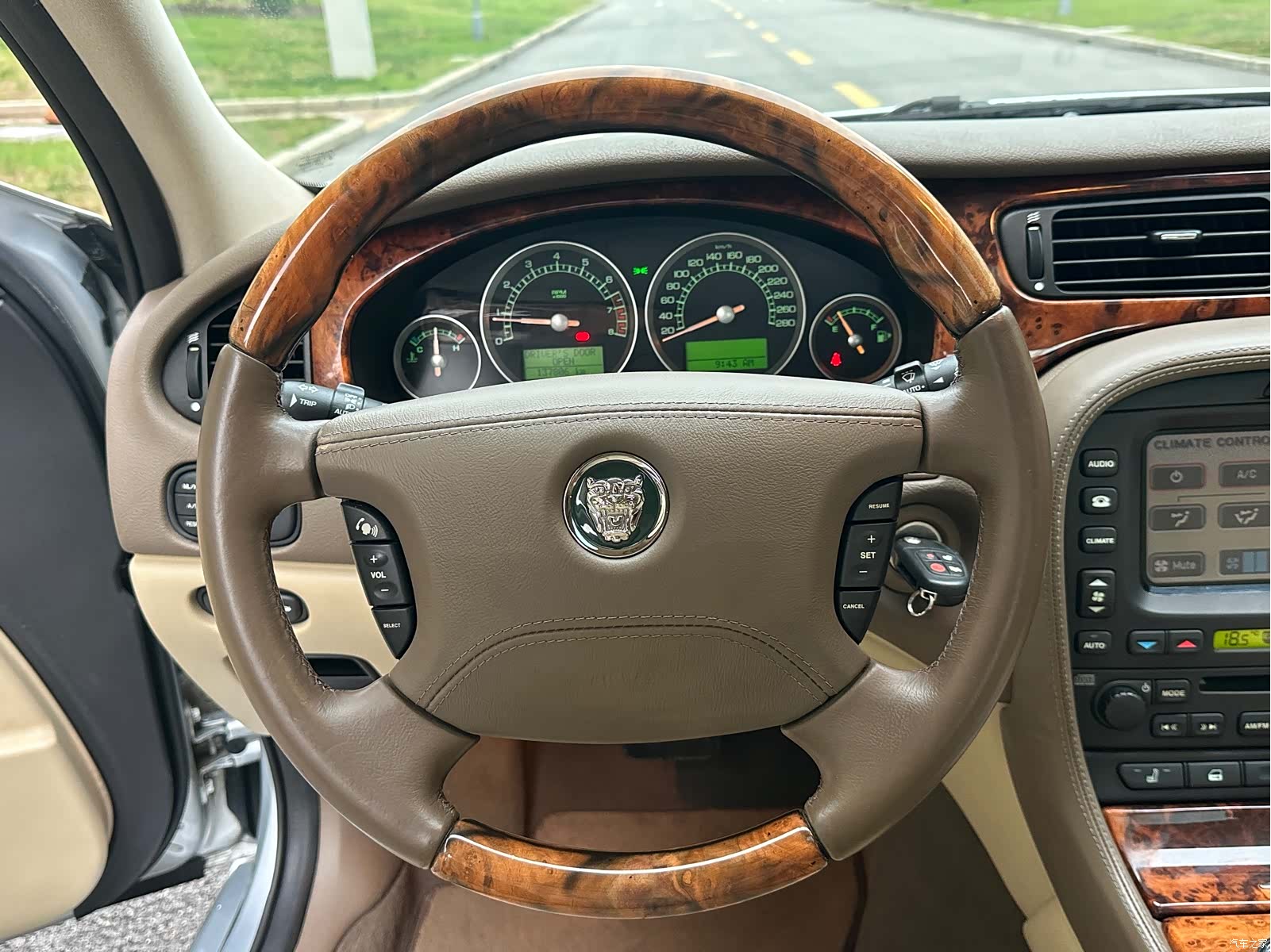 Jaguar S-TYPE, 2006 13