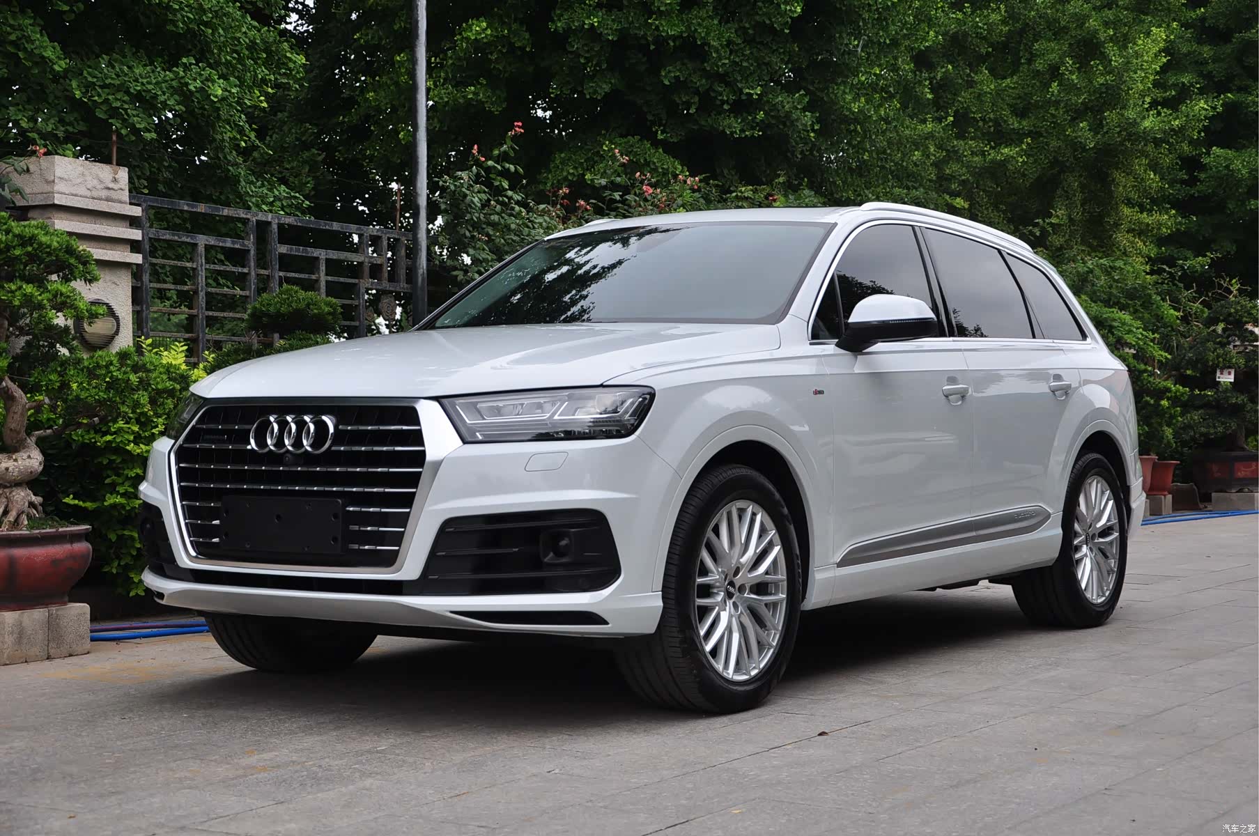 Audi Q7, 2018 1