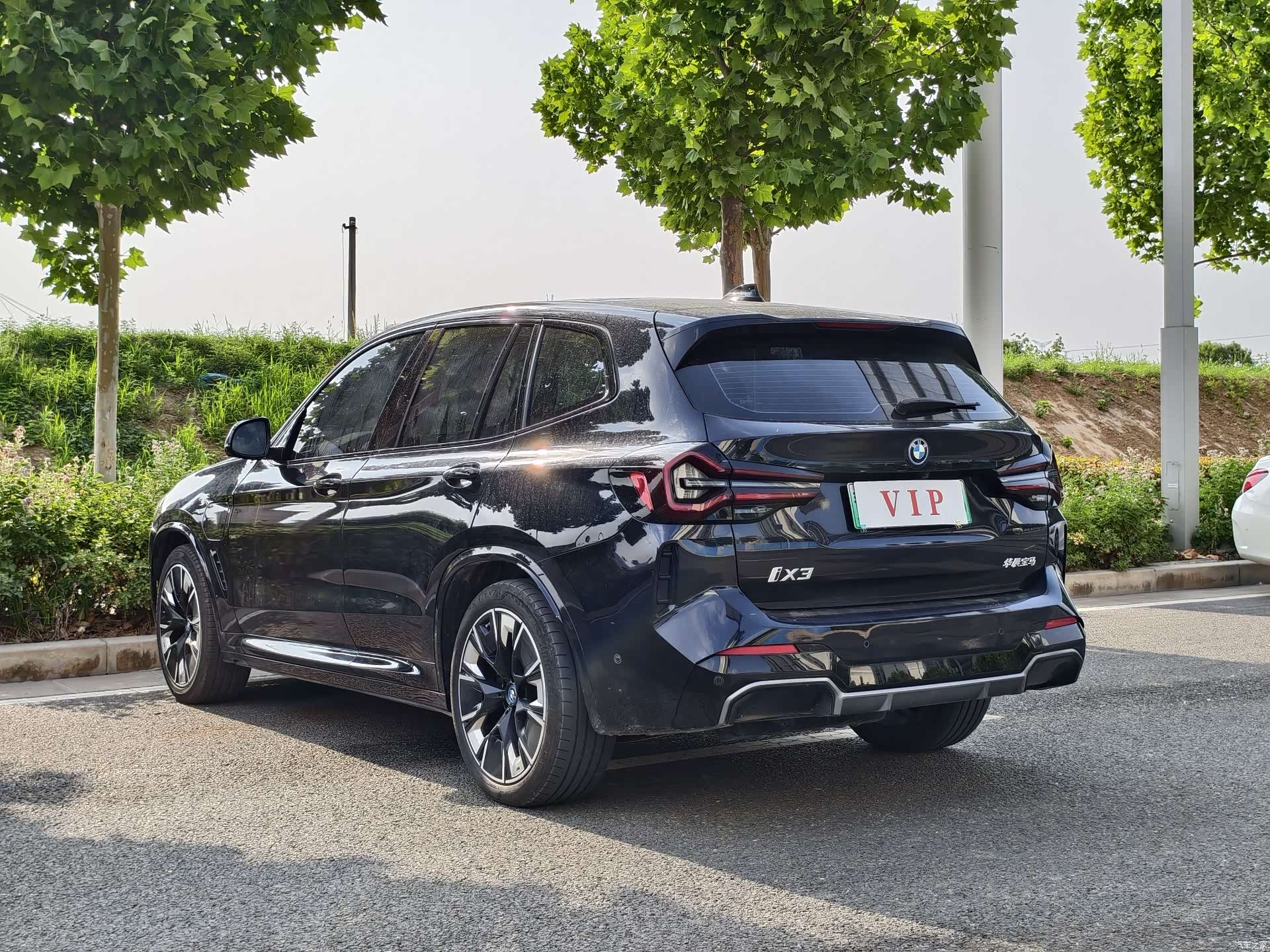 BMW iX3, 2024 7