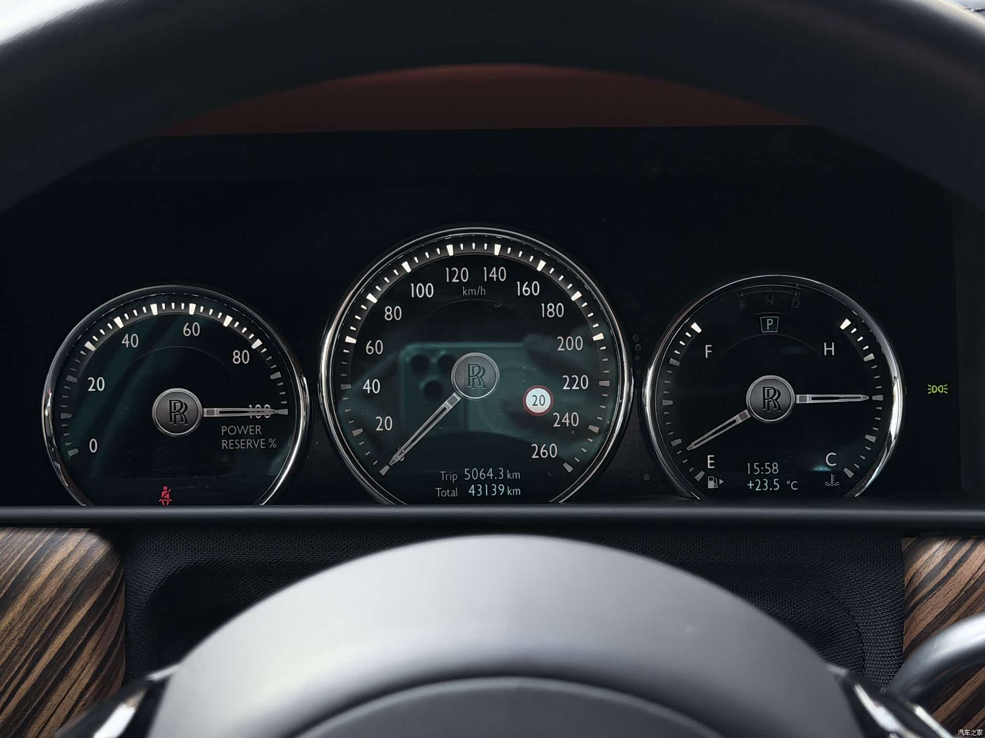 Rolls-Royce Cullinan, 2021 11