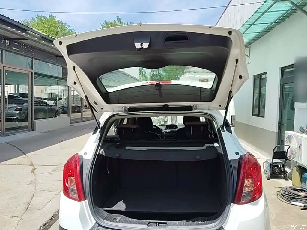 Buick Encore, 2015 15