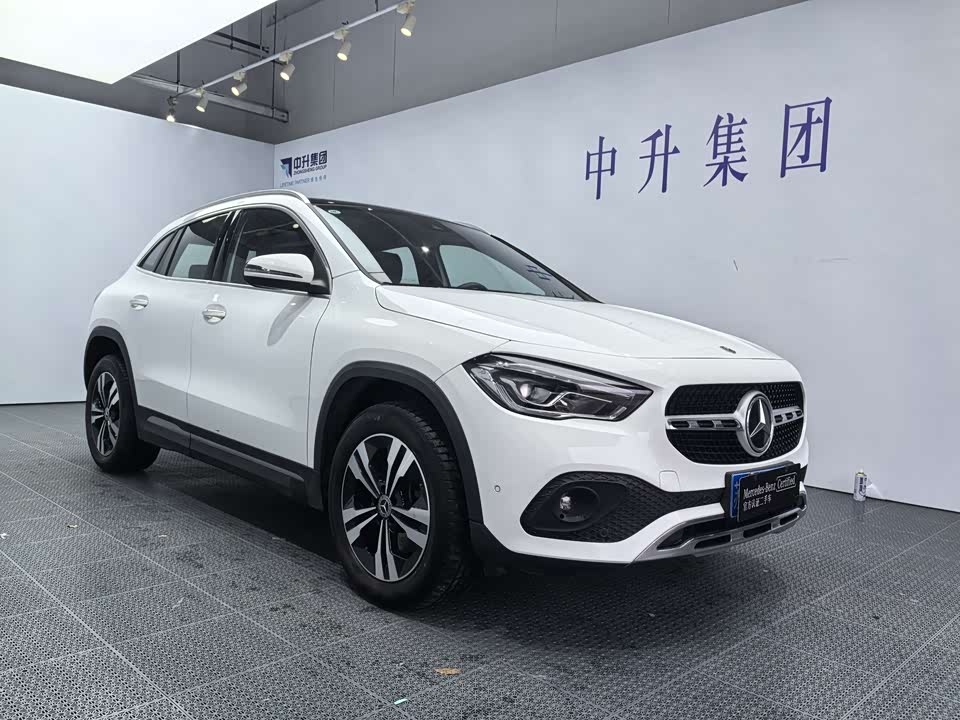Mercedes-Benz GLA