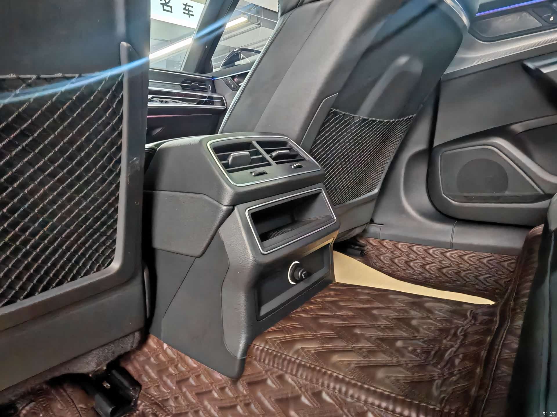 Audi A6L, 2021 21