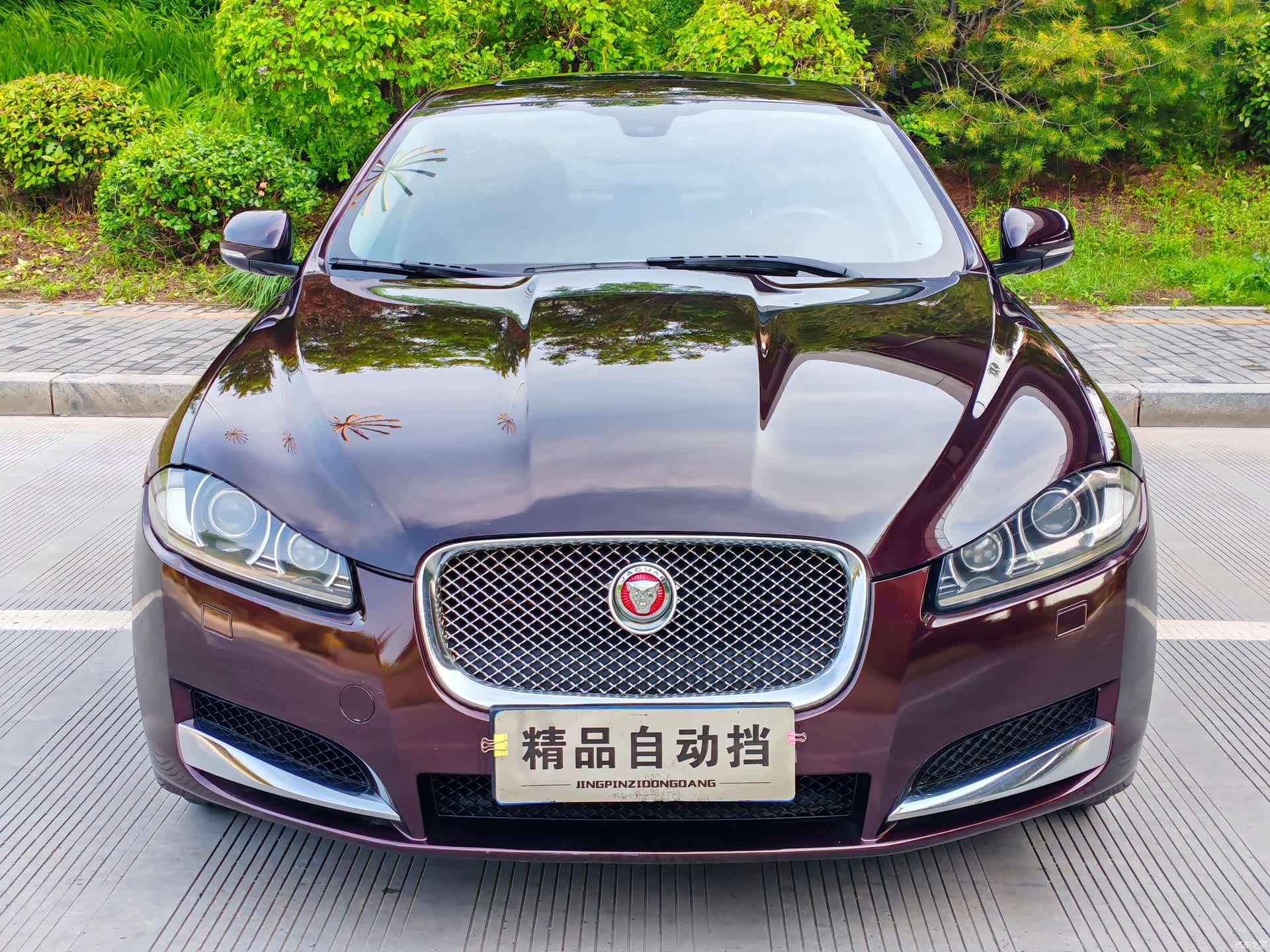 Jaguar XF, 2015 1