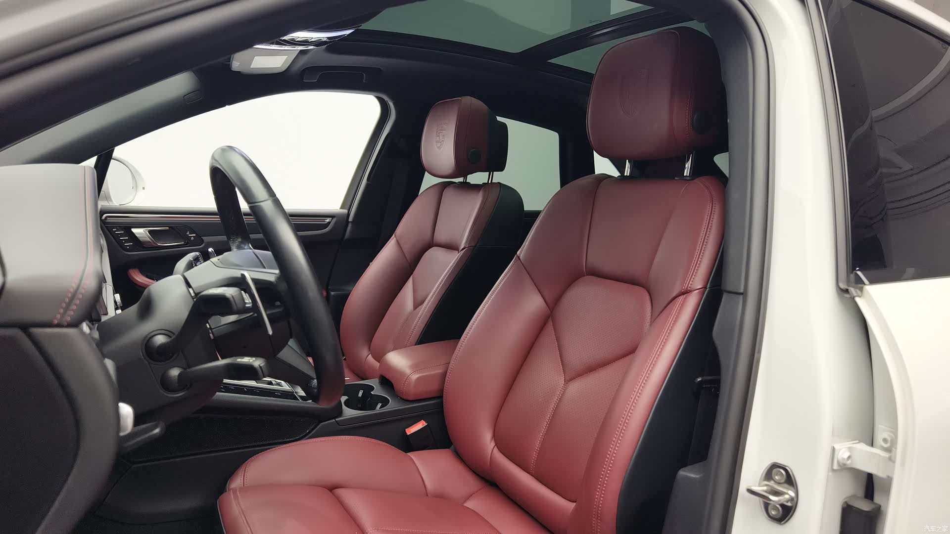 Porsche Macan, 2023 9
