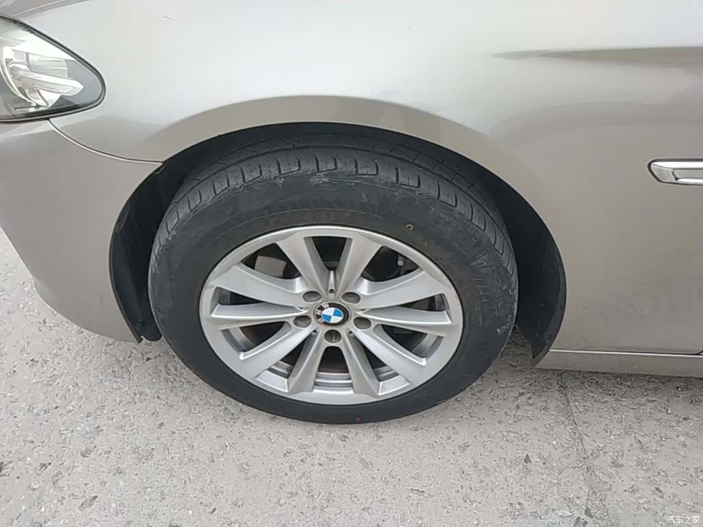 BMW 5 Series, 2015 23
