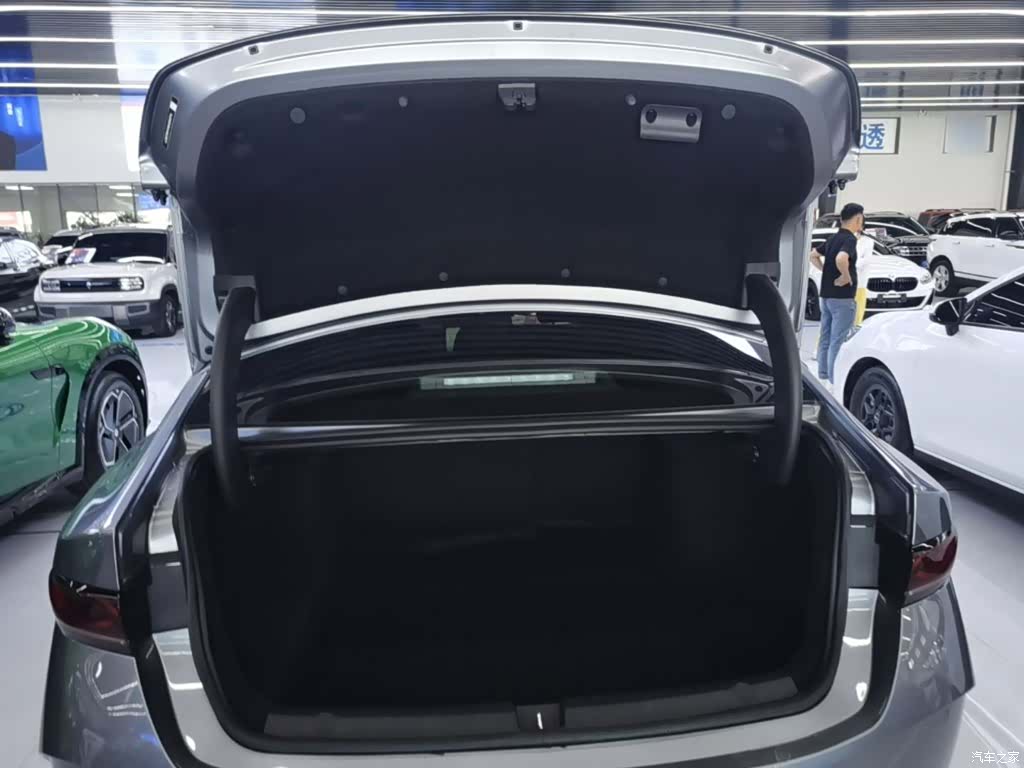 BYD Qin, 2025 19