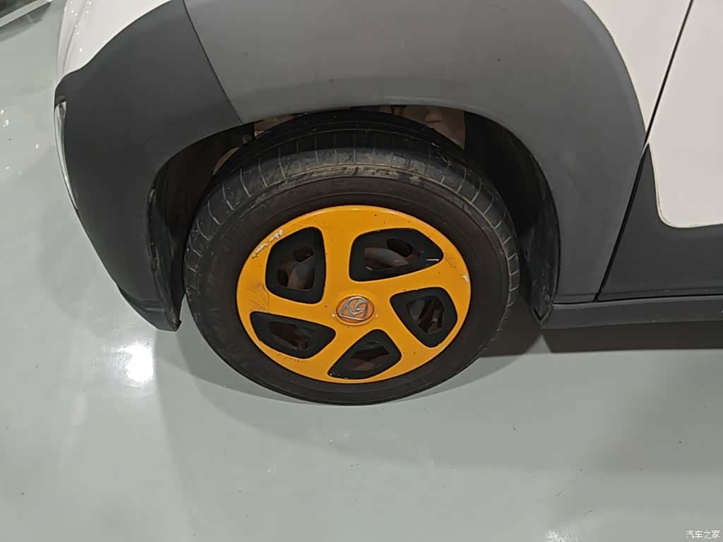 Wuling E100, 2019 23