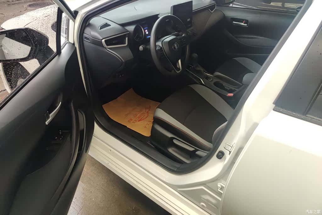 Toyota Corolla, 2025 9