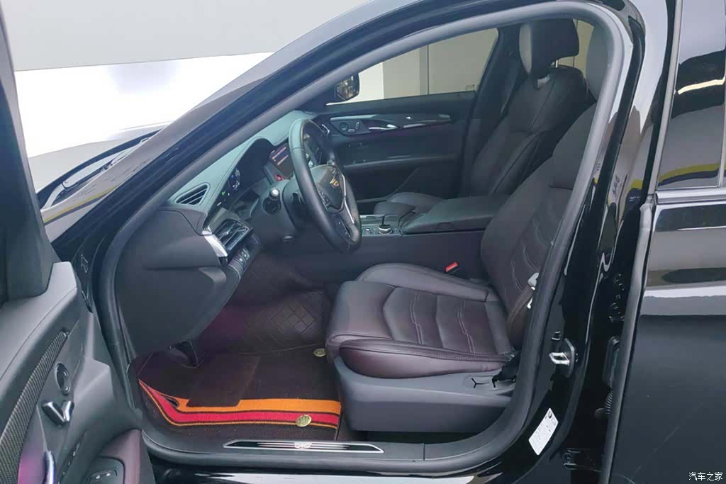 Cadillac CT6, 2023 9