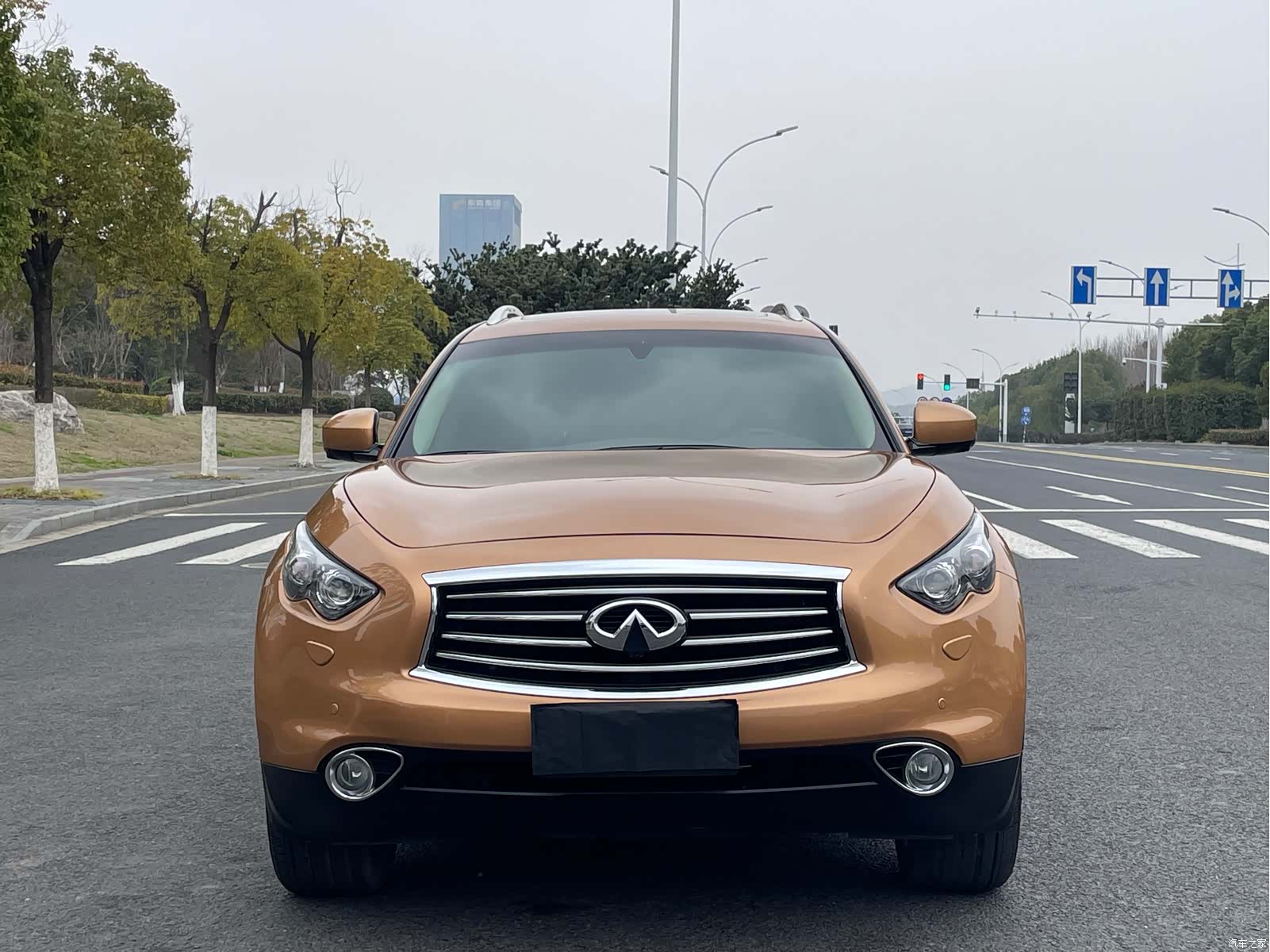 Infiniti QX70, 2015 2