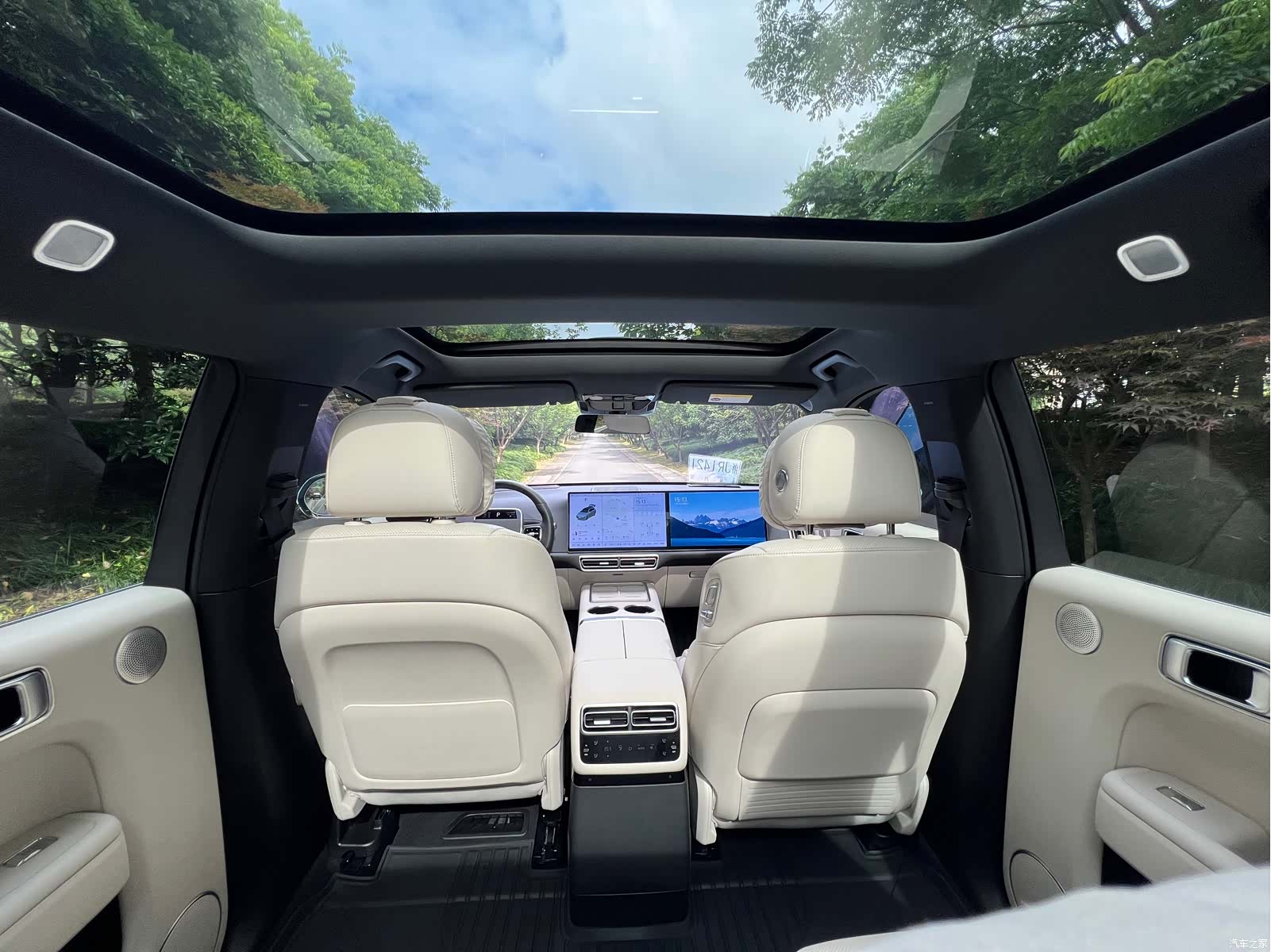 Li Auto L7, 2024 10