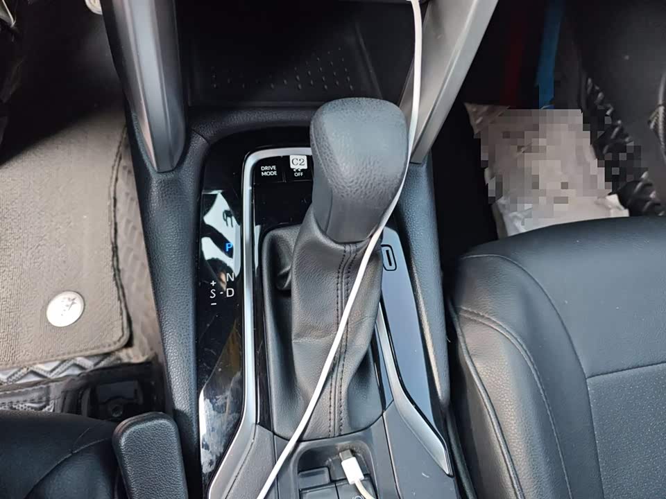 Toyota Corolla Sharp amplifier