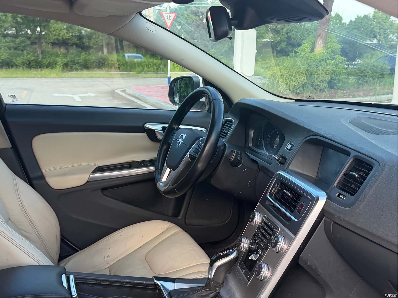 Volvo S60, 2014 19