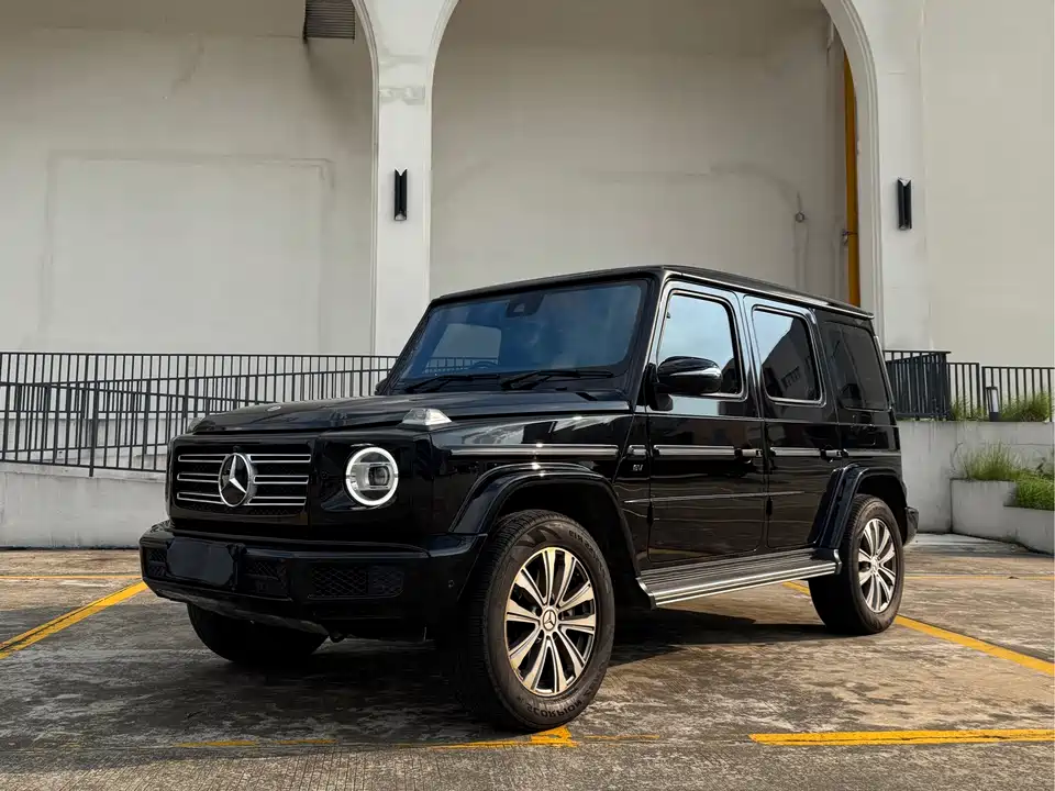 Mercedes-Benz G-class
