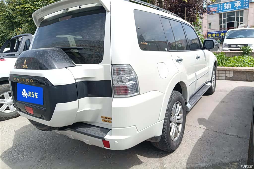 Mitsubishi Pajero, 2020 3