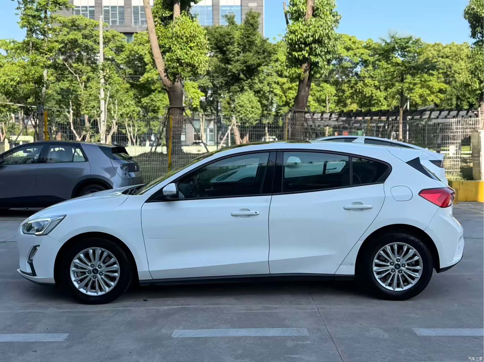 Ford Focus, 2019 все фото