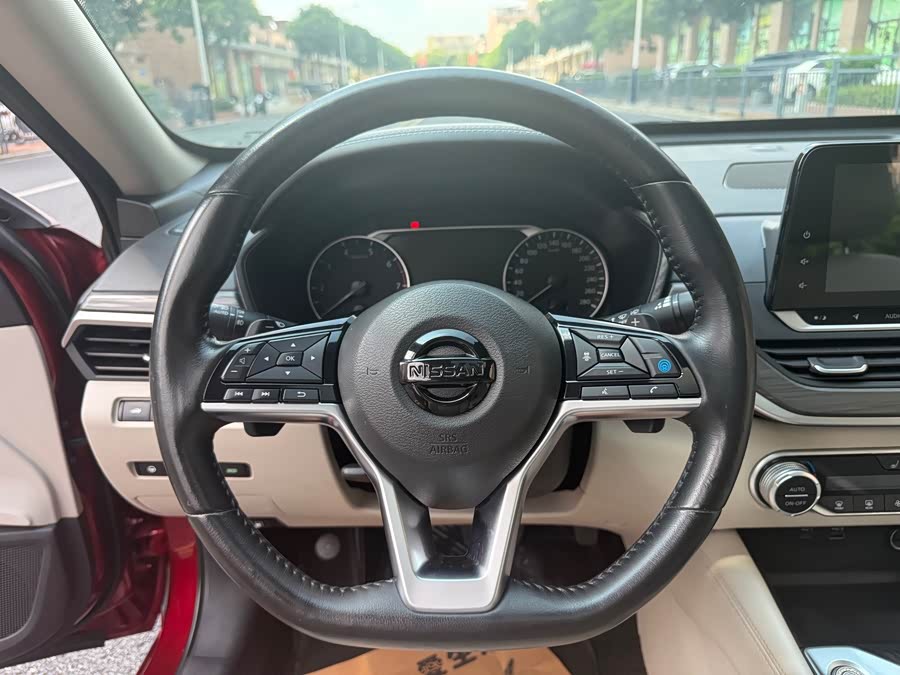 Nissan Altima 2020, фото 9
