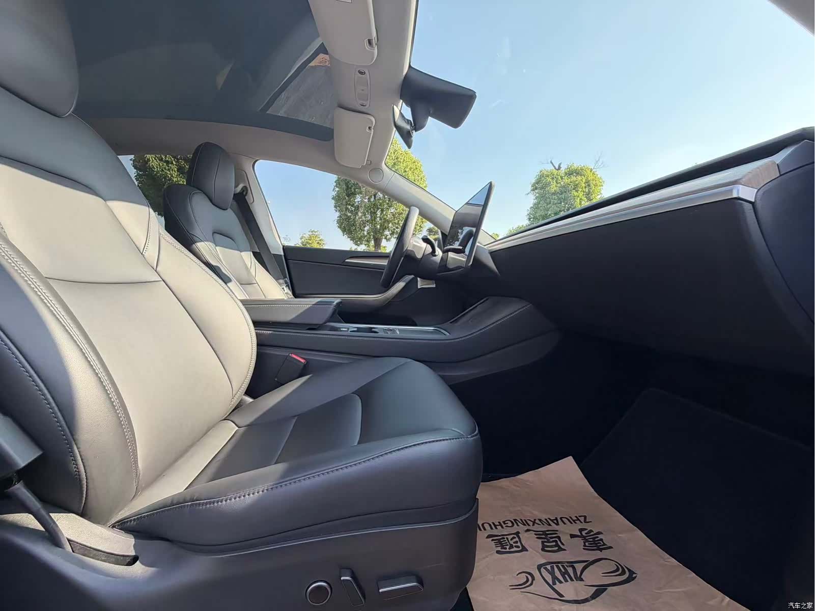 Tesla Model Y, 2021 7