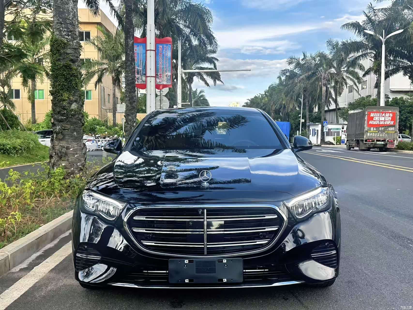Mercedes-Benz E-Class, 2025 2