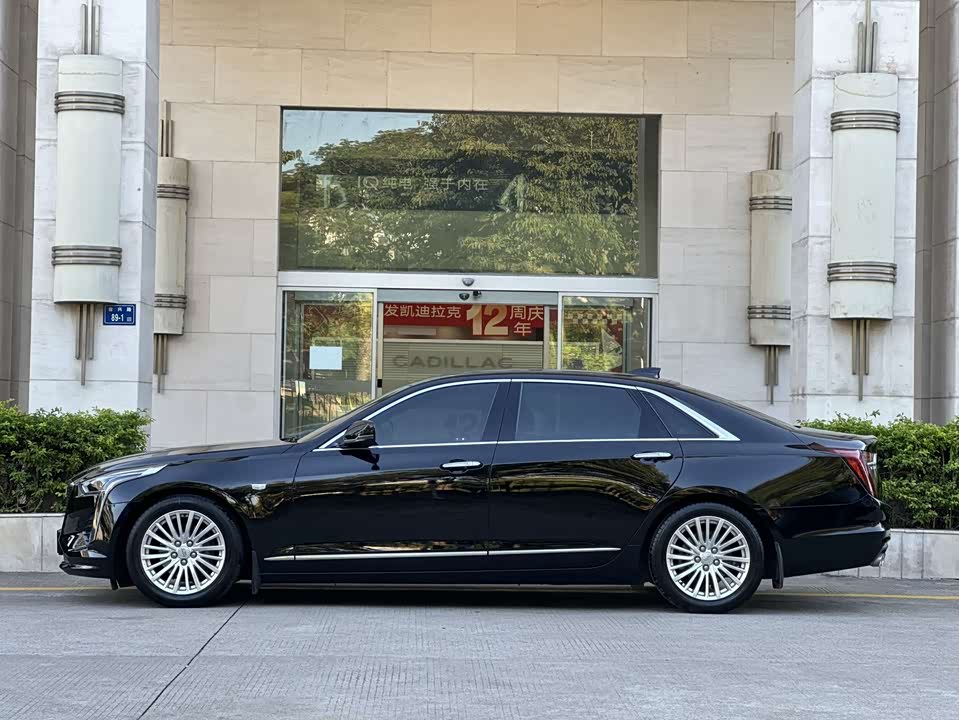 Cadillac CT6