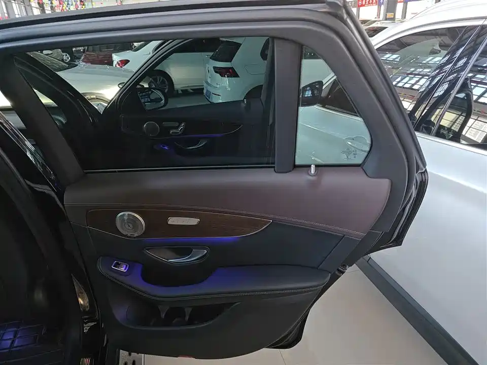 Mercedes-Benz GLC Mercedes-Benz GLC