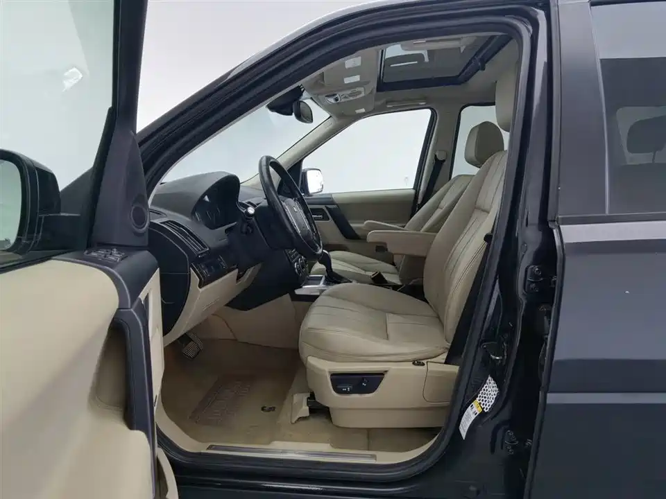Land Rover Freelander 2