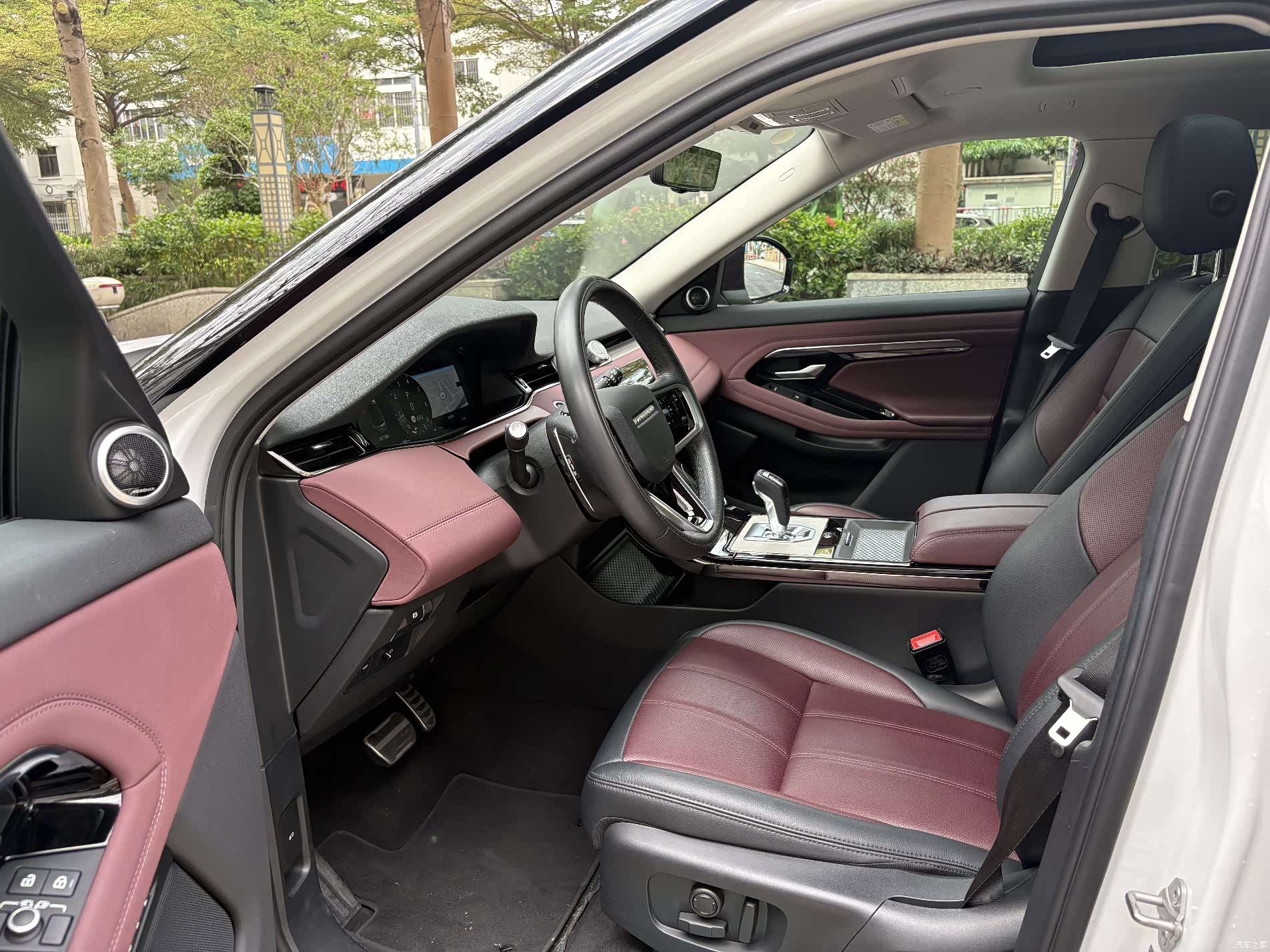 Land Rover Range Rover, 2024 14