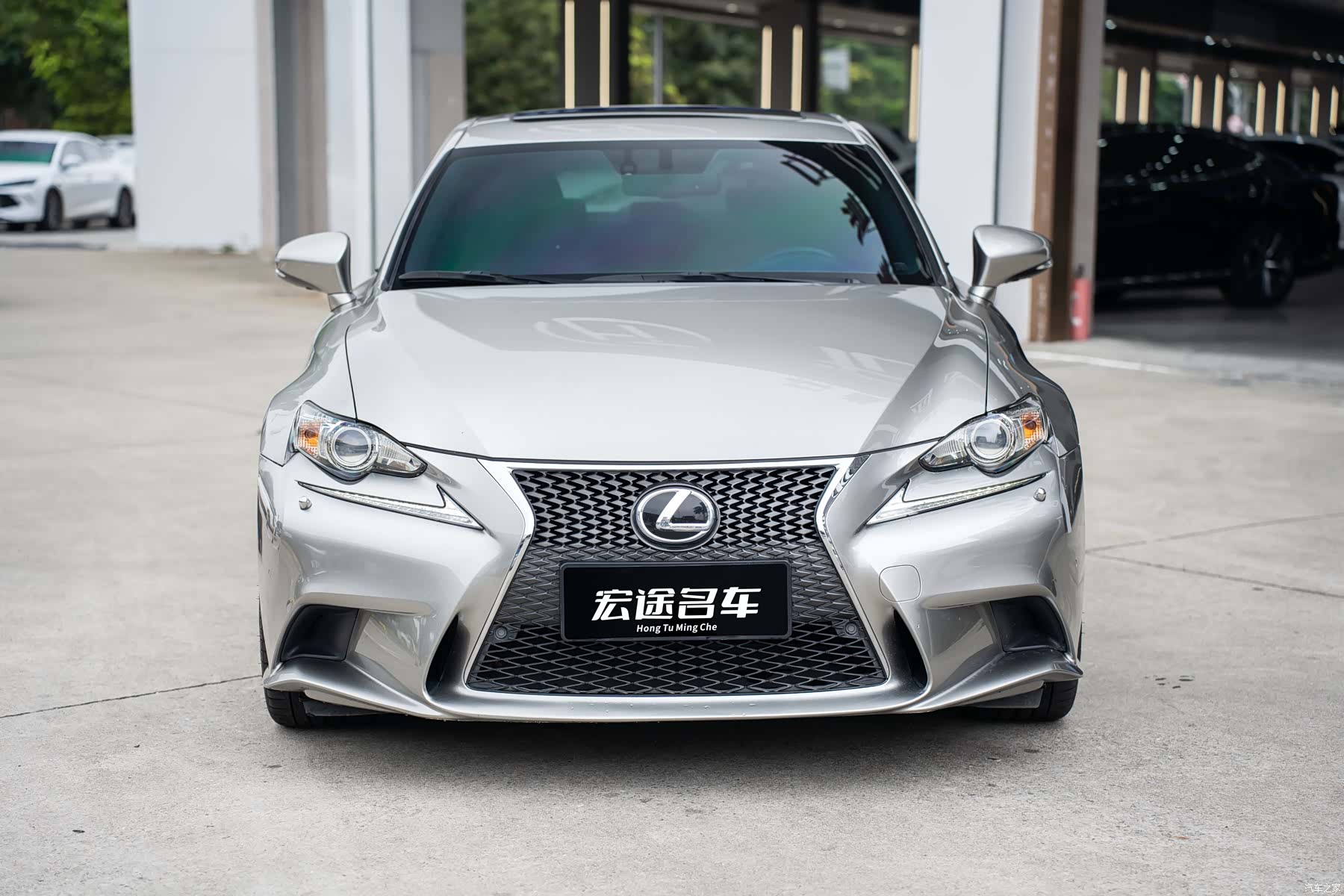 Lexus IS, 2016 2