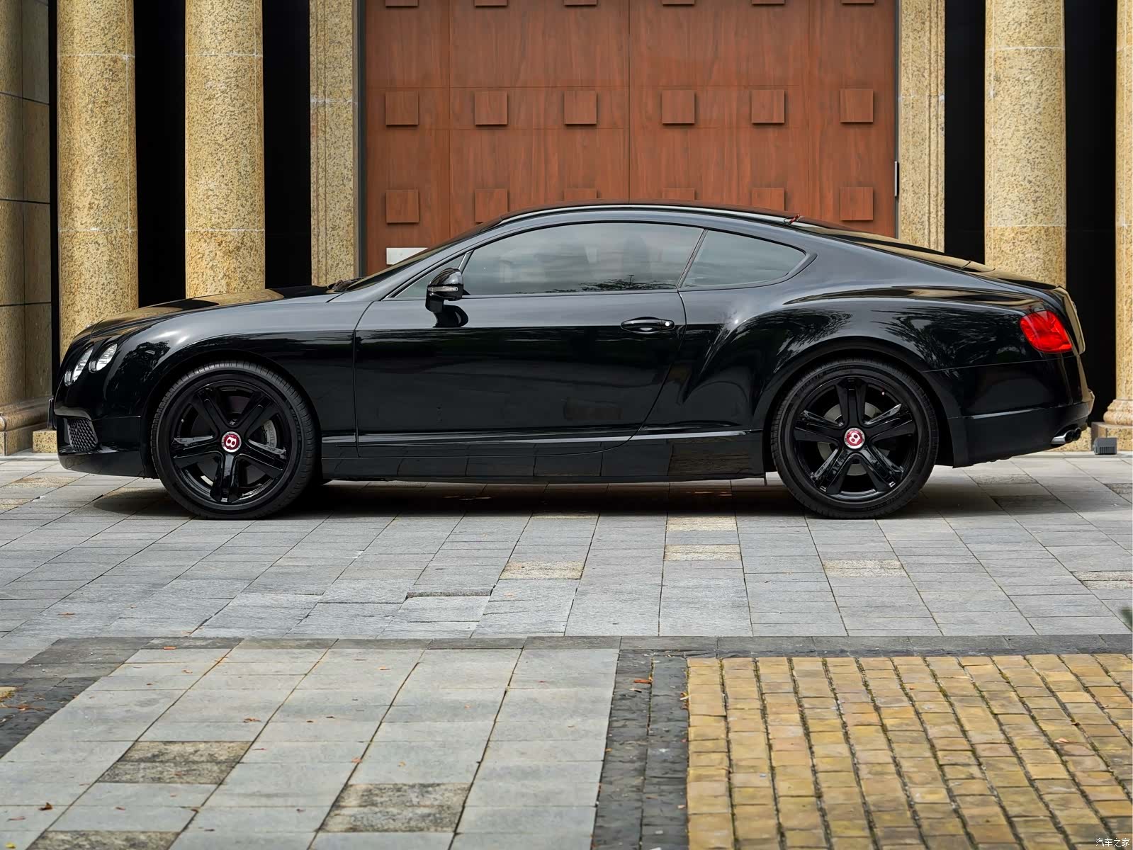 Bentley Continental GT, 2013 6