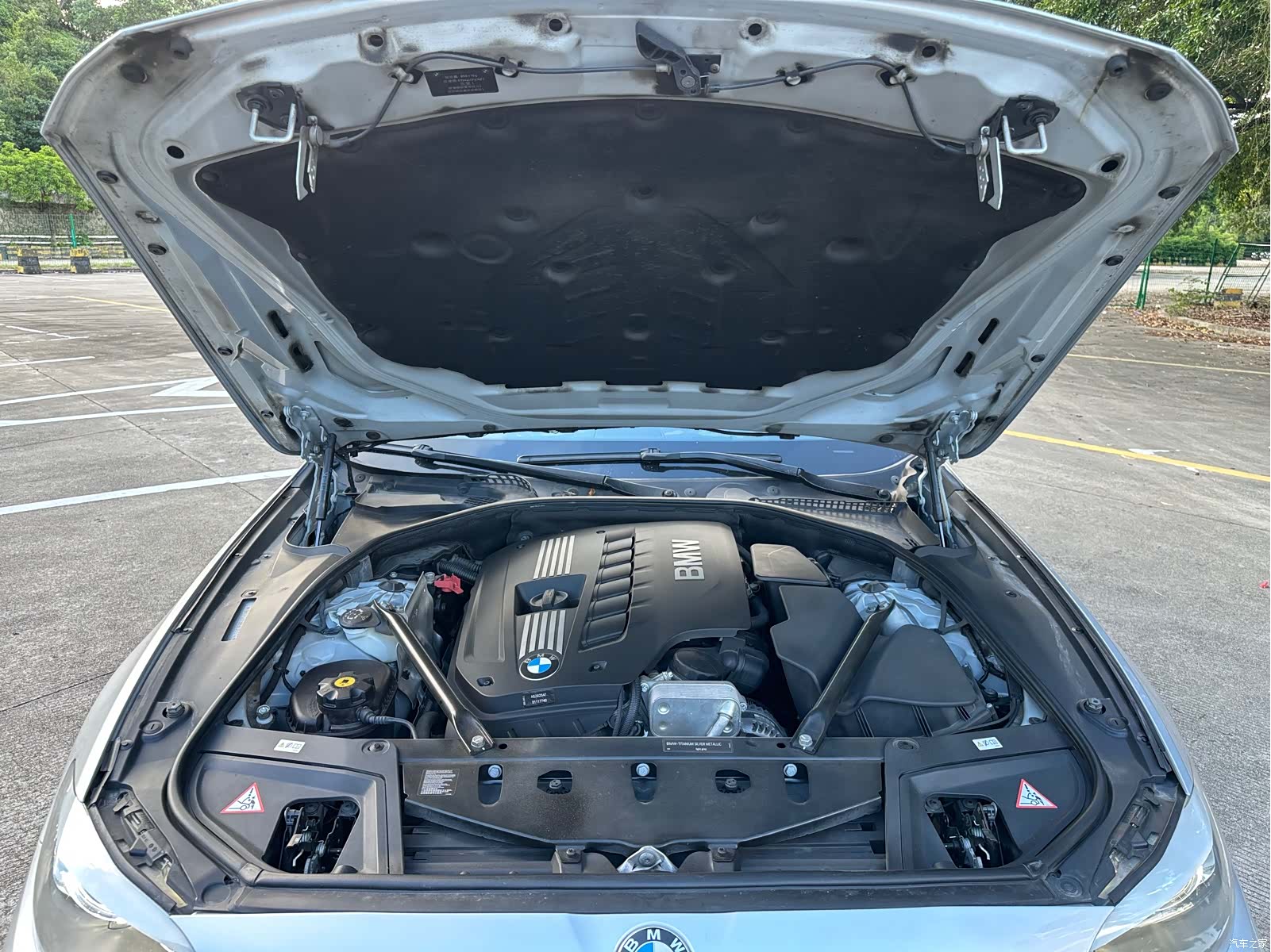 BMW 5 Series, 2011 18