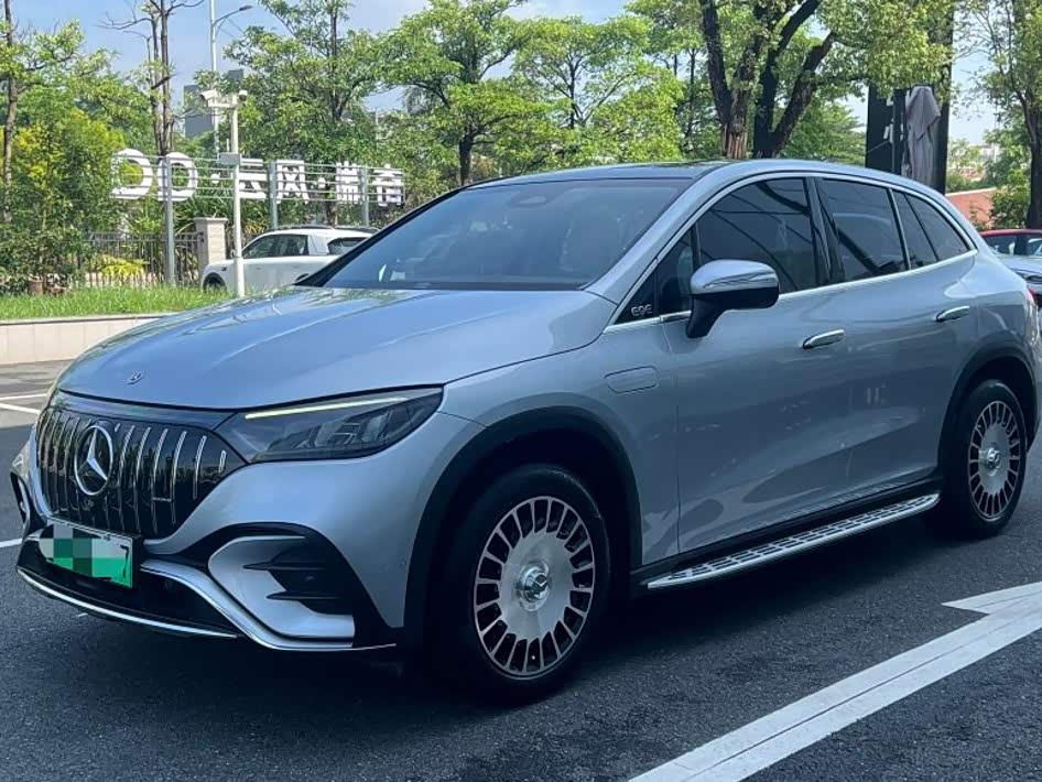 Mercedes-Benz EQE SUV