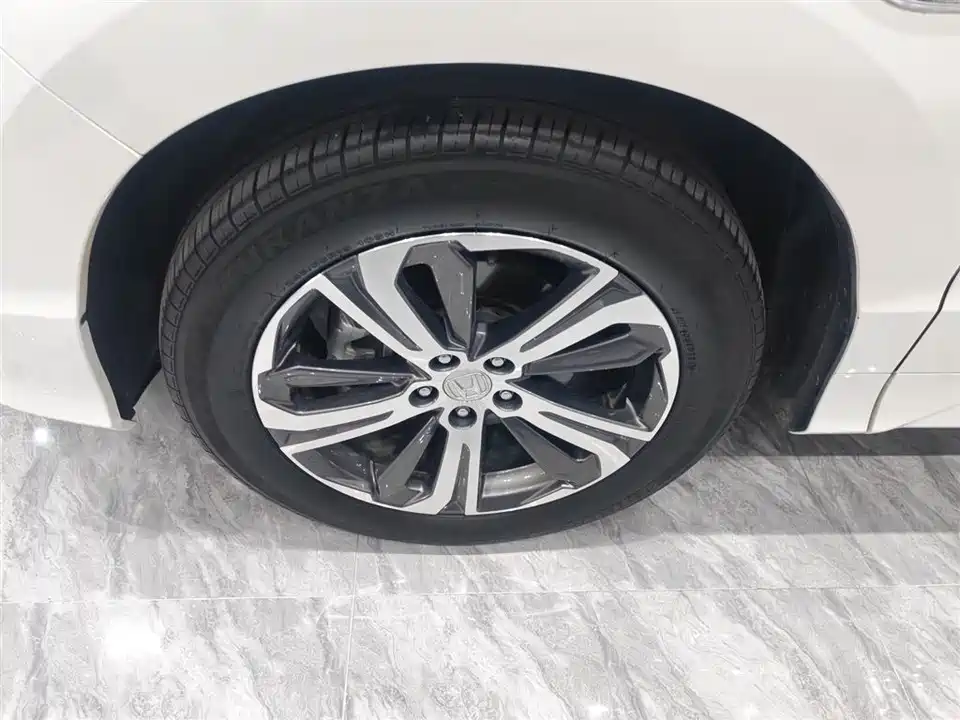 Honda UR-V Honda UR-V