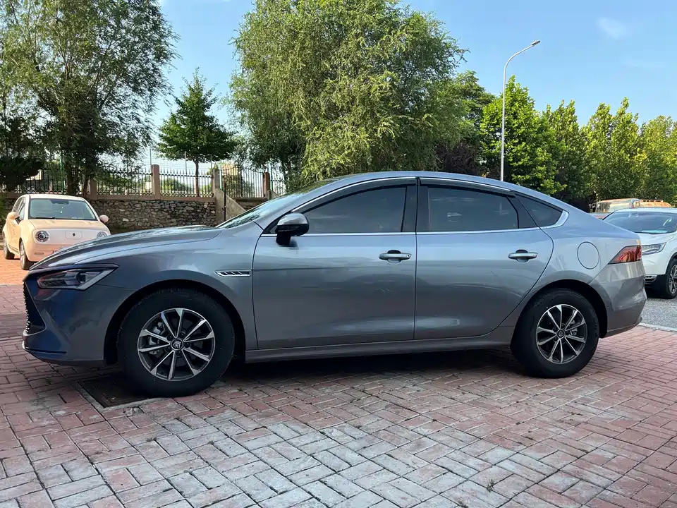 BYD Qin Yuan