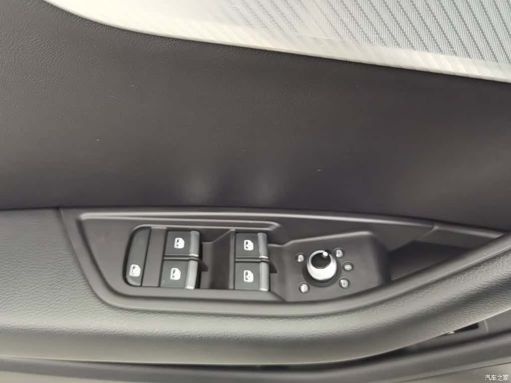 Audi A4L, 2017 9
