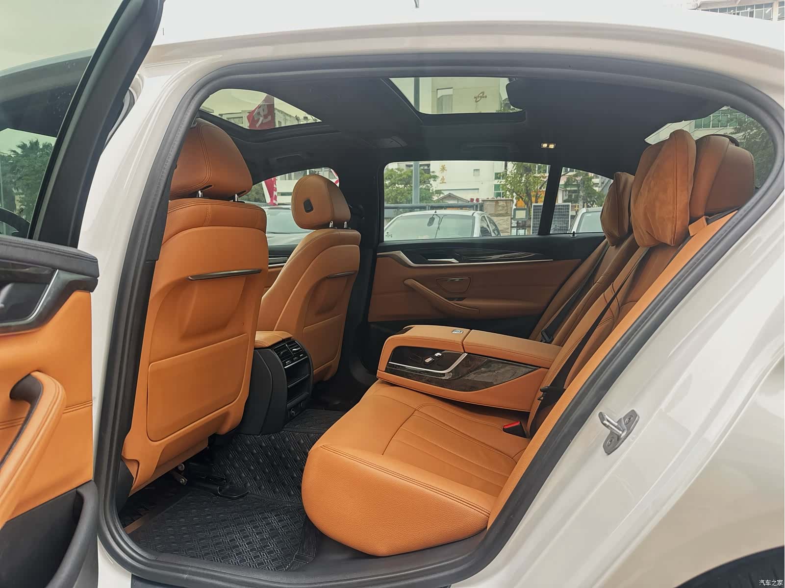 BMW 5 Series, 2019 12