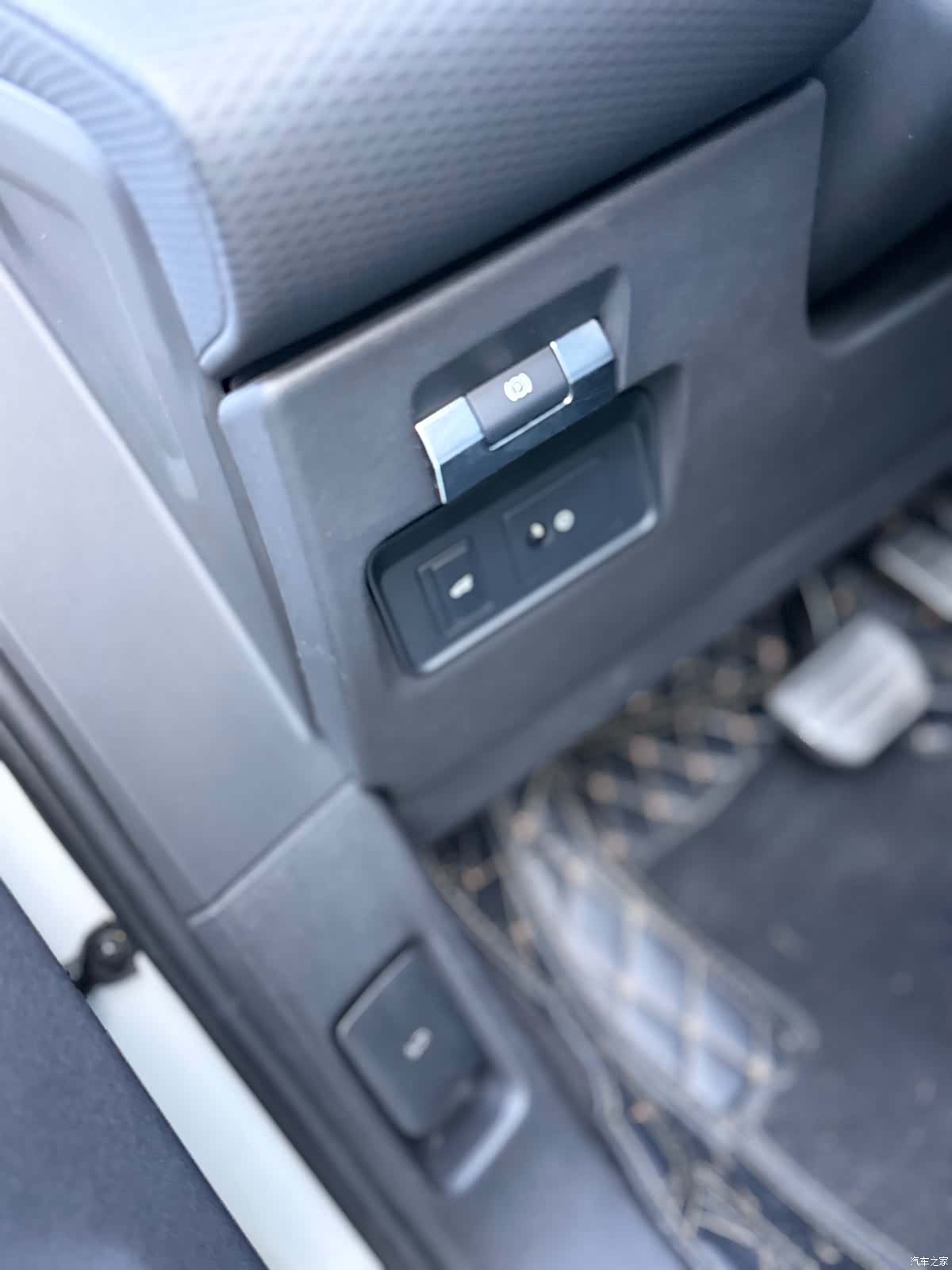 Land Rover Range Rover, 2019 16